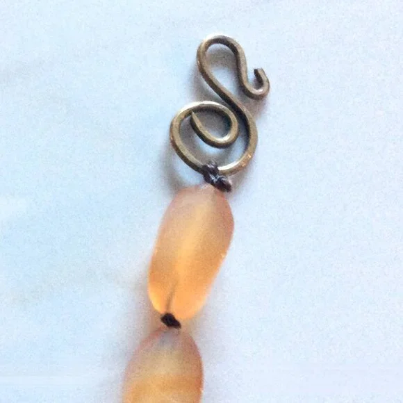Natural Agate/Carnelian Beaded Necklace with a Swirl Pendant - Picture 7 of 8
